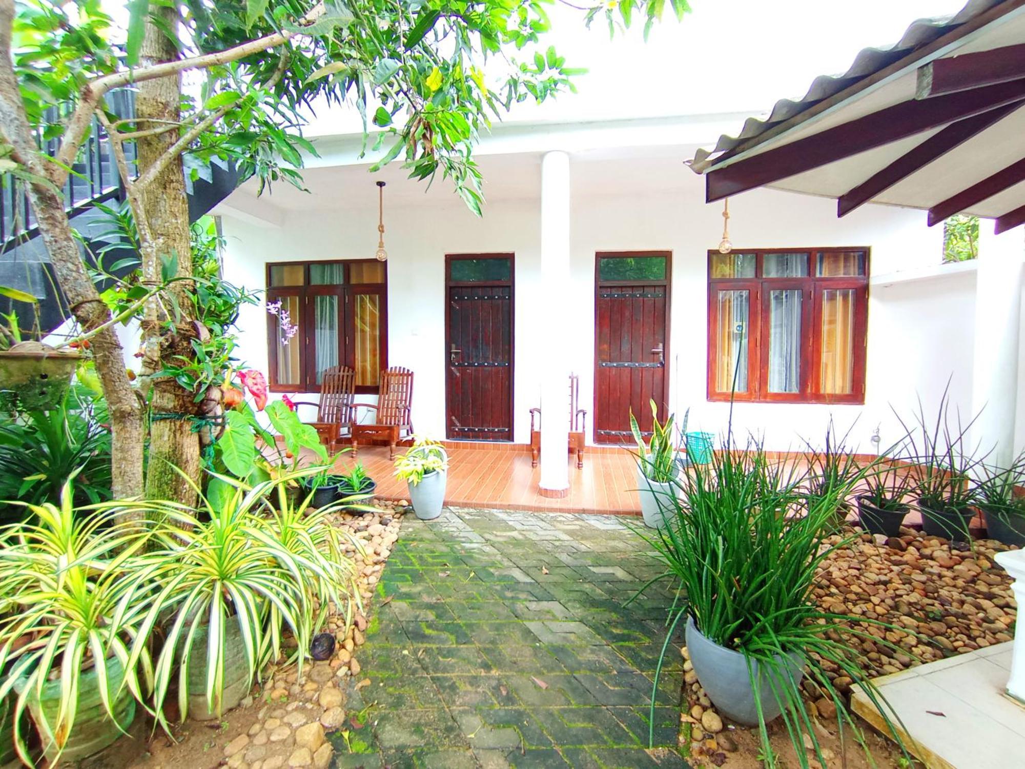 S & K Resort Mirissa Bagian luar foto
